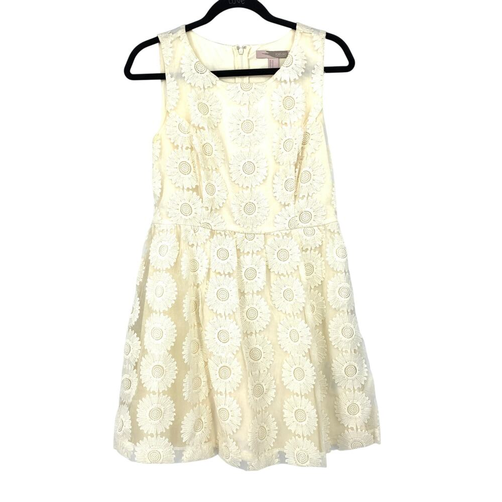Forever 21 Fit & Flare Mini Dress Womens Size M Cream Lace